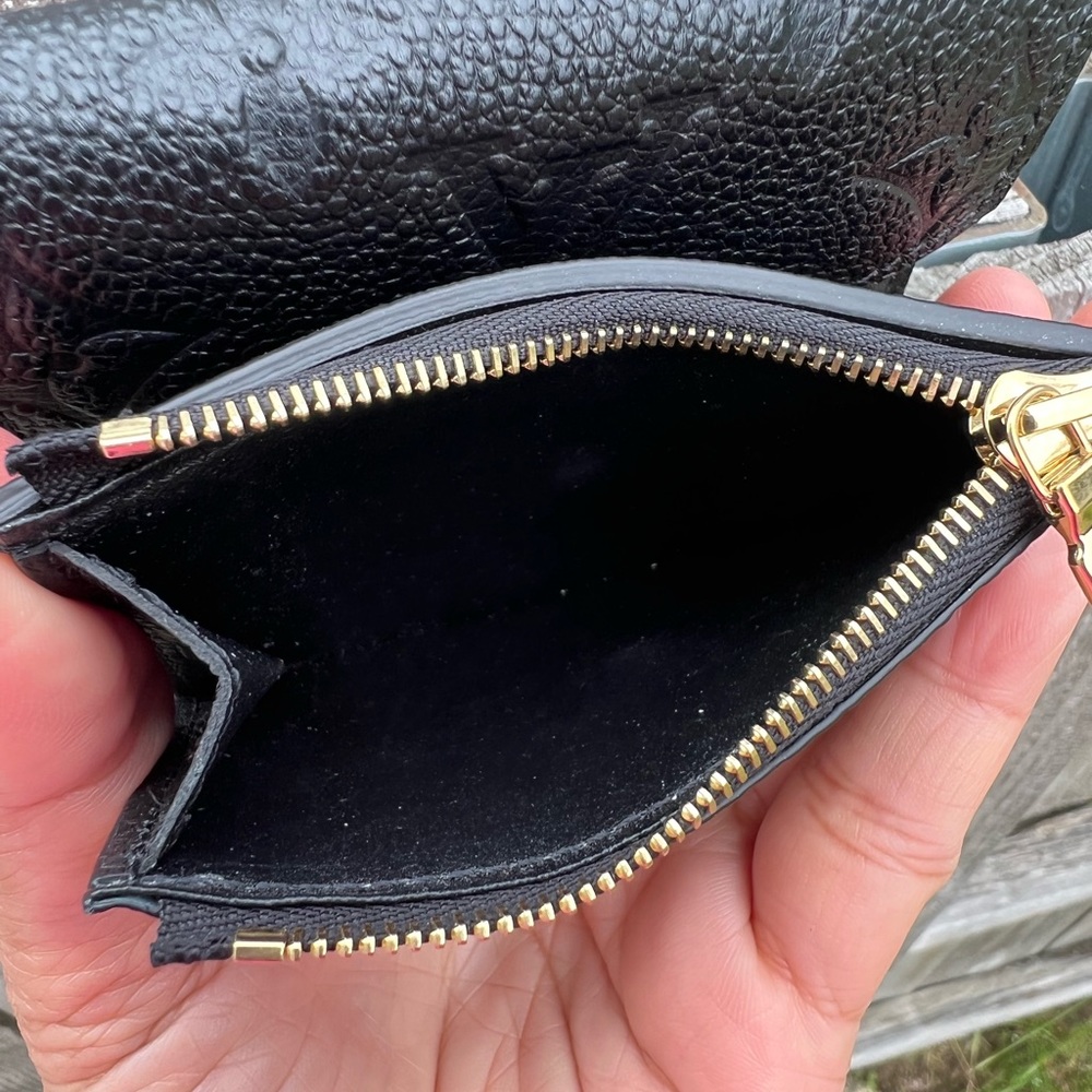 🌸SOLD🌸Louis Vuitton Zoe Empreinte Wallet - Picture 10 of 14